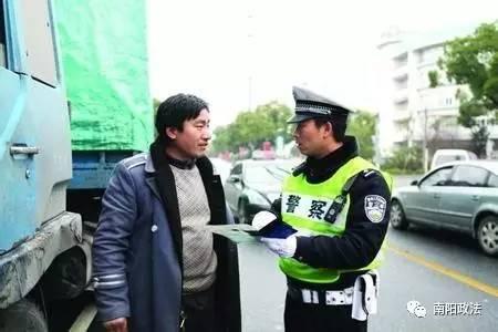 娱乐吃瓜酱便衣交警,揭秘娱乐圈幕后故事